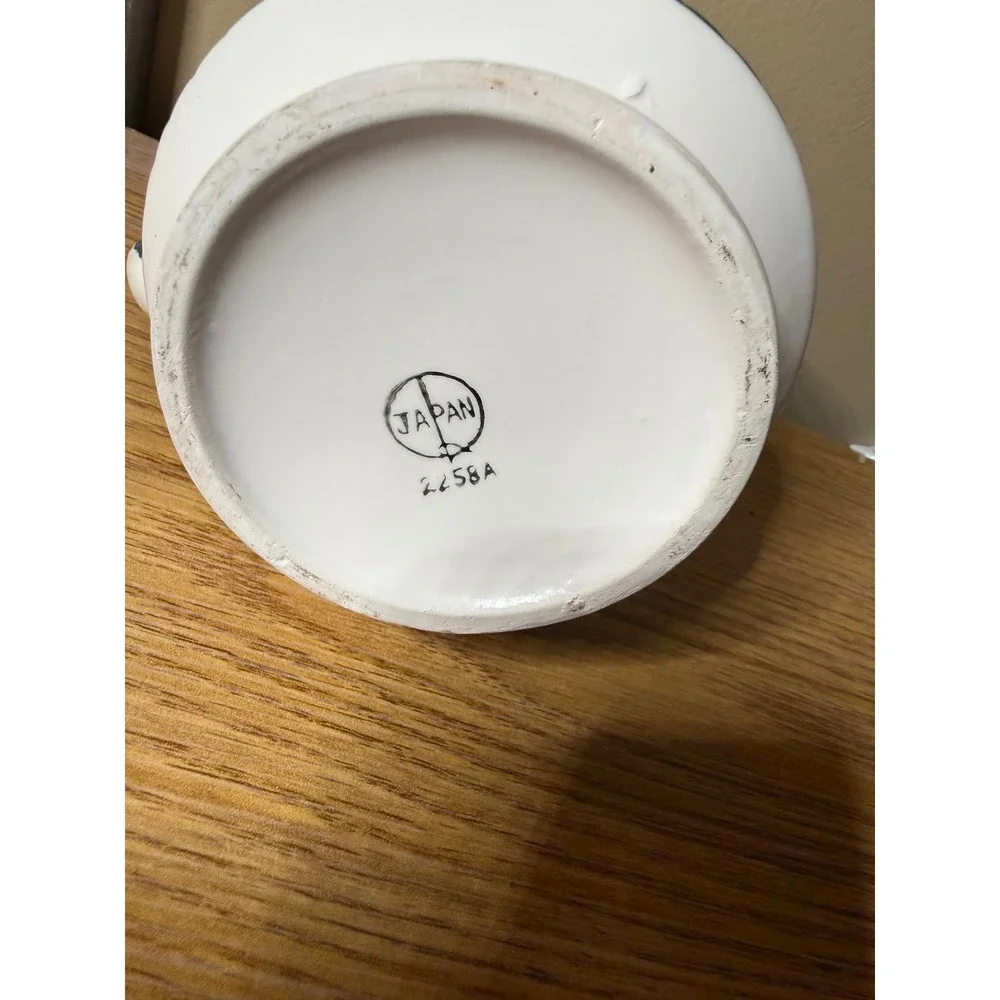 N/A vintage ceramic
